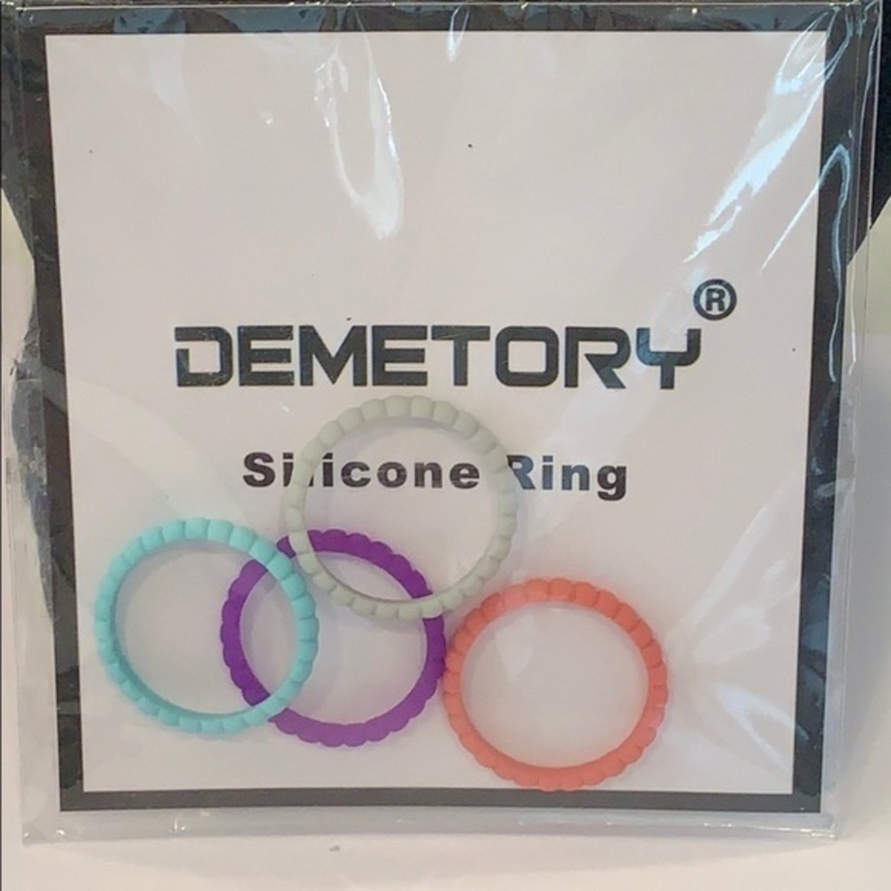 💐5/25 4 Demetory silicone rings